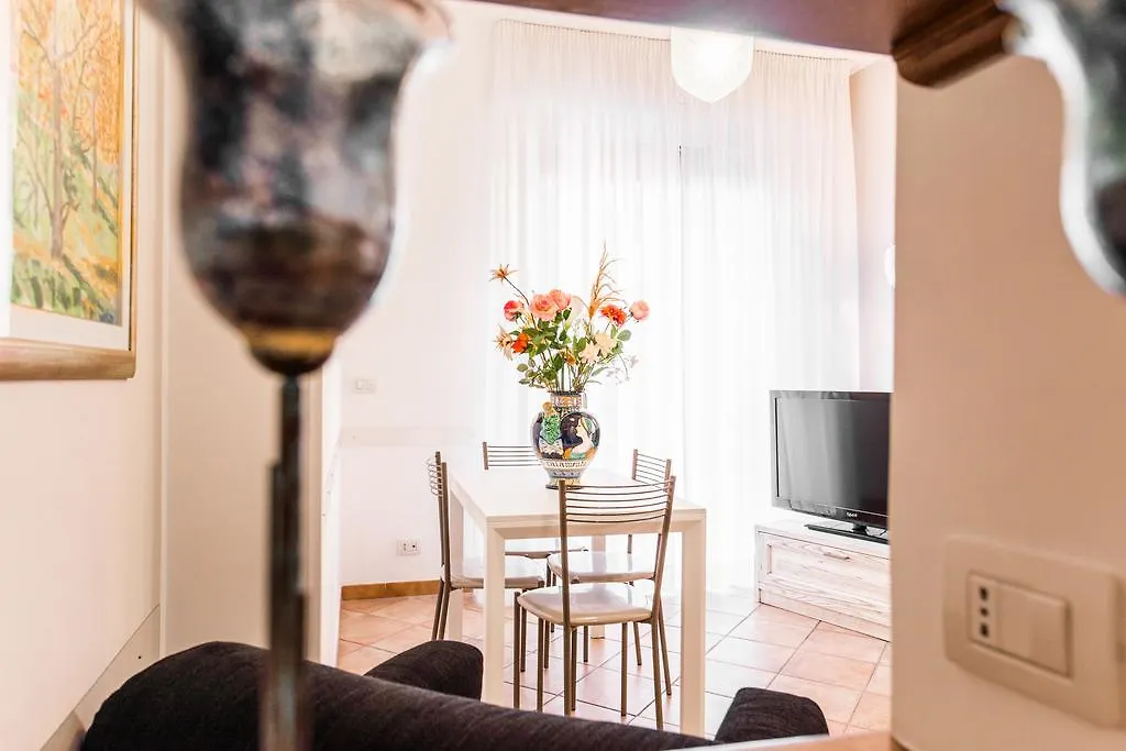 Maison Velia San Giovanni Rome