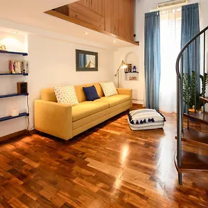 Apartment S.pietro-trastevere Loft Silenzioso Nel Cuore Di, Rome