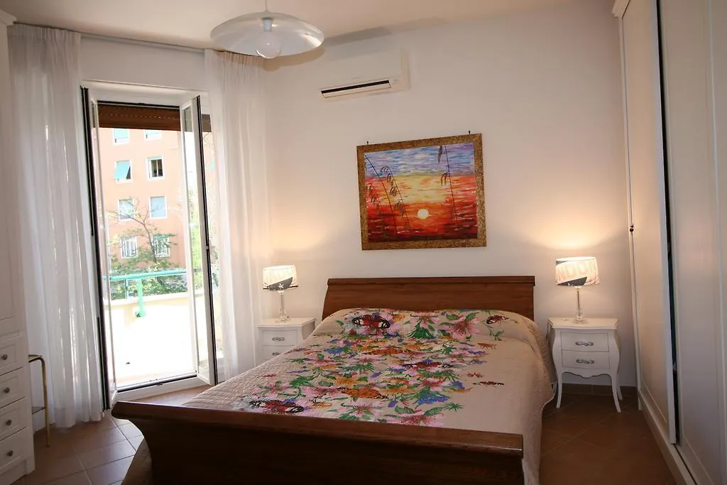 Apartment Maison Velia San Giovanni Rome